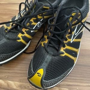 Brooks Women's Running Sneakers Mach 9